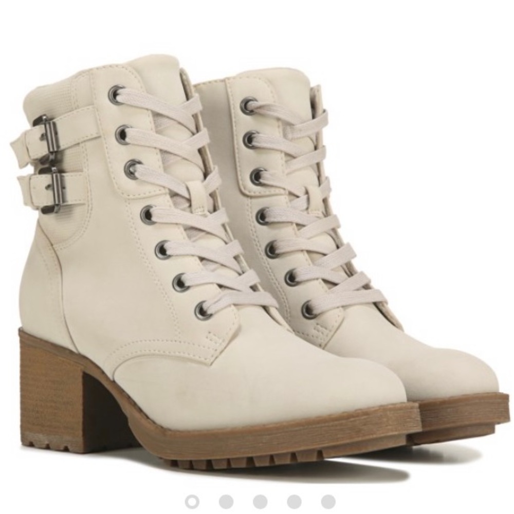 Fergie Hiker Lace Up Booties Beige -never worn